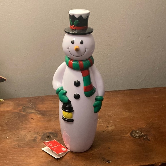 NWT- 14” LED Light Up Adorable Snowman Decoration 🔋 Operated - Picture 3 of 17